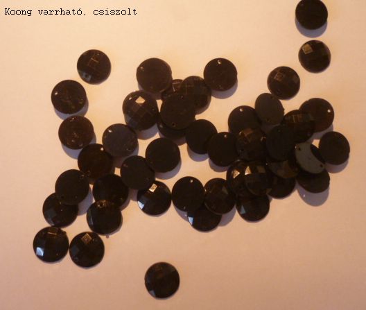 Csiszolt fekete varrható díszítő korong ¤ 14 mm, 24 Ft/db 